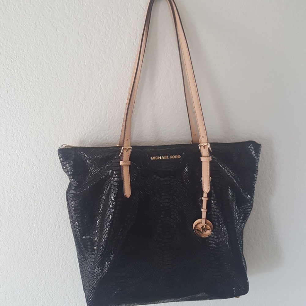 Black Michael Kors handbag